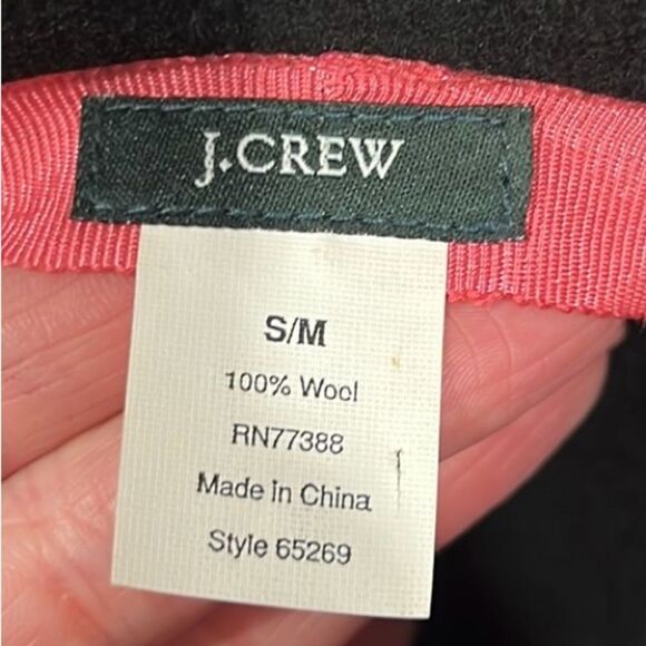 J.Crew black 100% wool bucket style hat size small/Medium - Picture 5 of 5